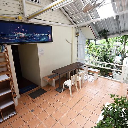 October Hostel Islas Phi Phi Exterior foto