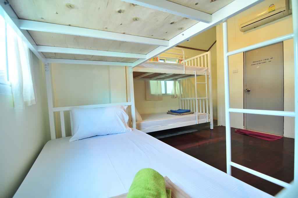 October Hostel Islas Phi Phi Habitación foto
