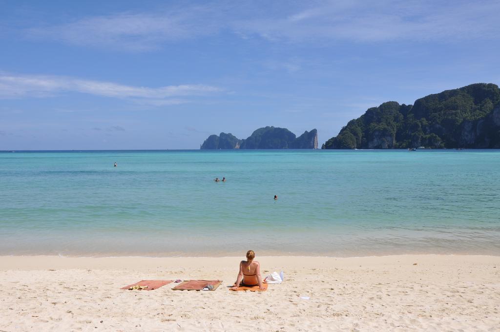 October Hostel Islas Phi Phi Exterior foto