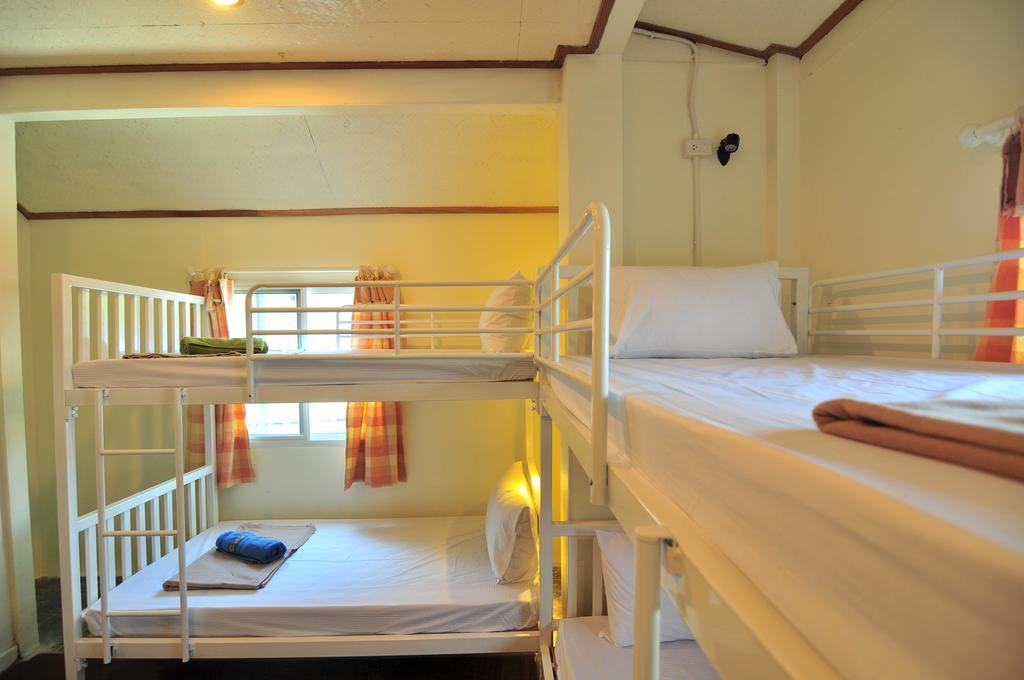 October Hostel Islas Phi Phi Exterior foto