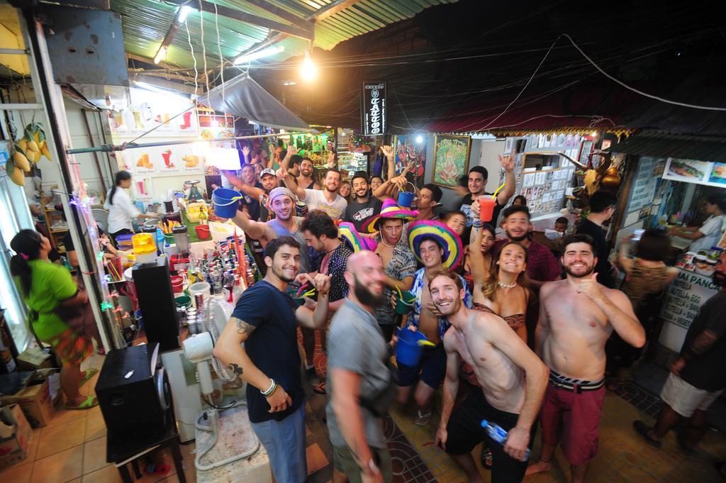 October Hostel Islas Phi Phi Exterior foto