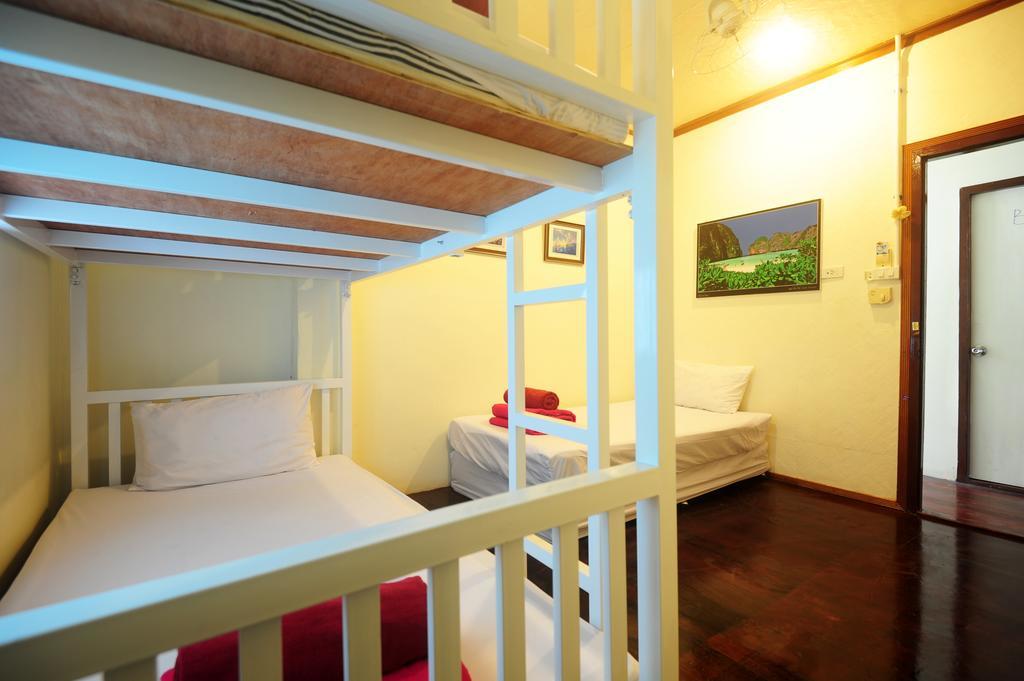 October Hostel Islas Phi Phi Exterior foto